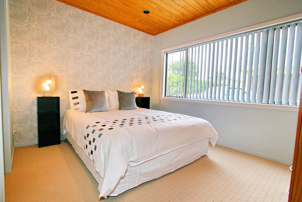 Absolute Beachview B & B Whitianga Extérieur photo